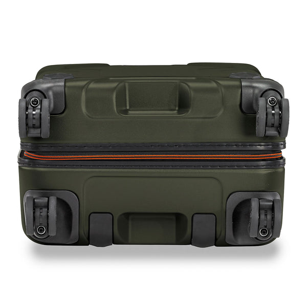 International 21" Carry-On Spinner - image58