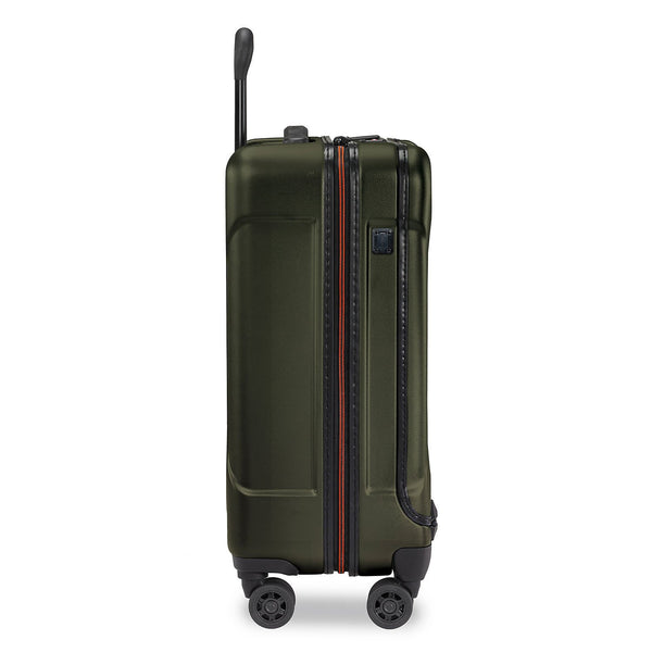 International 21" Carry-On Spinner - image37