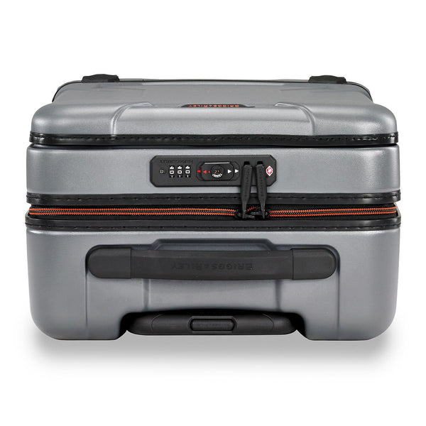 International 21" Carry-On Spinner - image15
