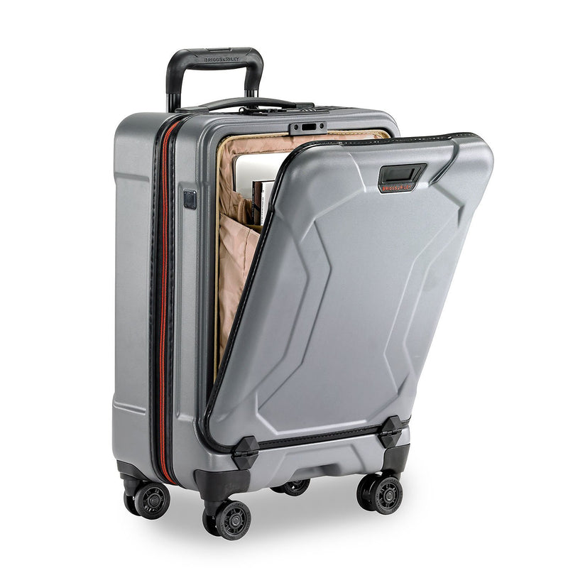 International 21" Carry-On Spinner