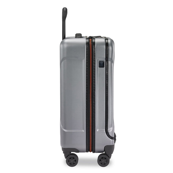 International 21" Carry-On Spinner - image11