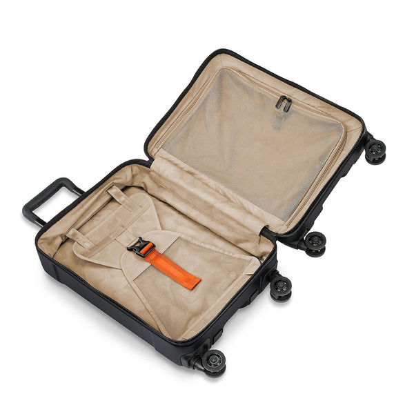 International 21" Carry-On Spinner - image54